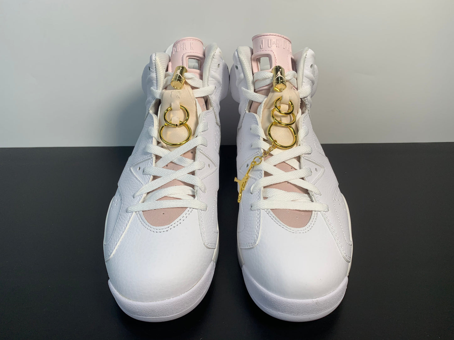 Air Jordan 6 WMNS “Gold Hoops”DH9696-100