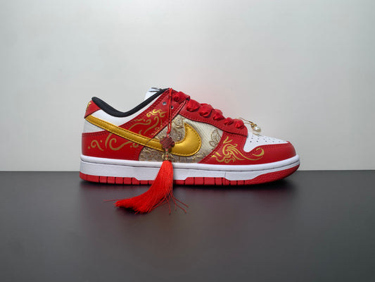 Nike SB Dunk Low Happy New Year  FD9762-061