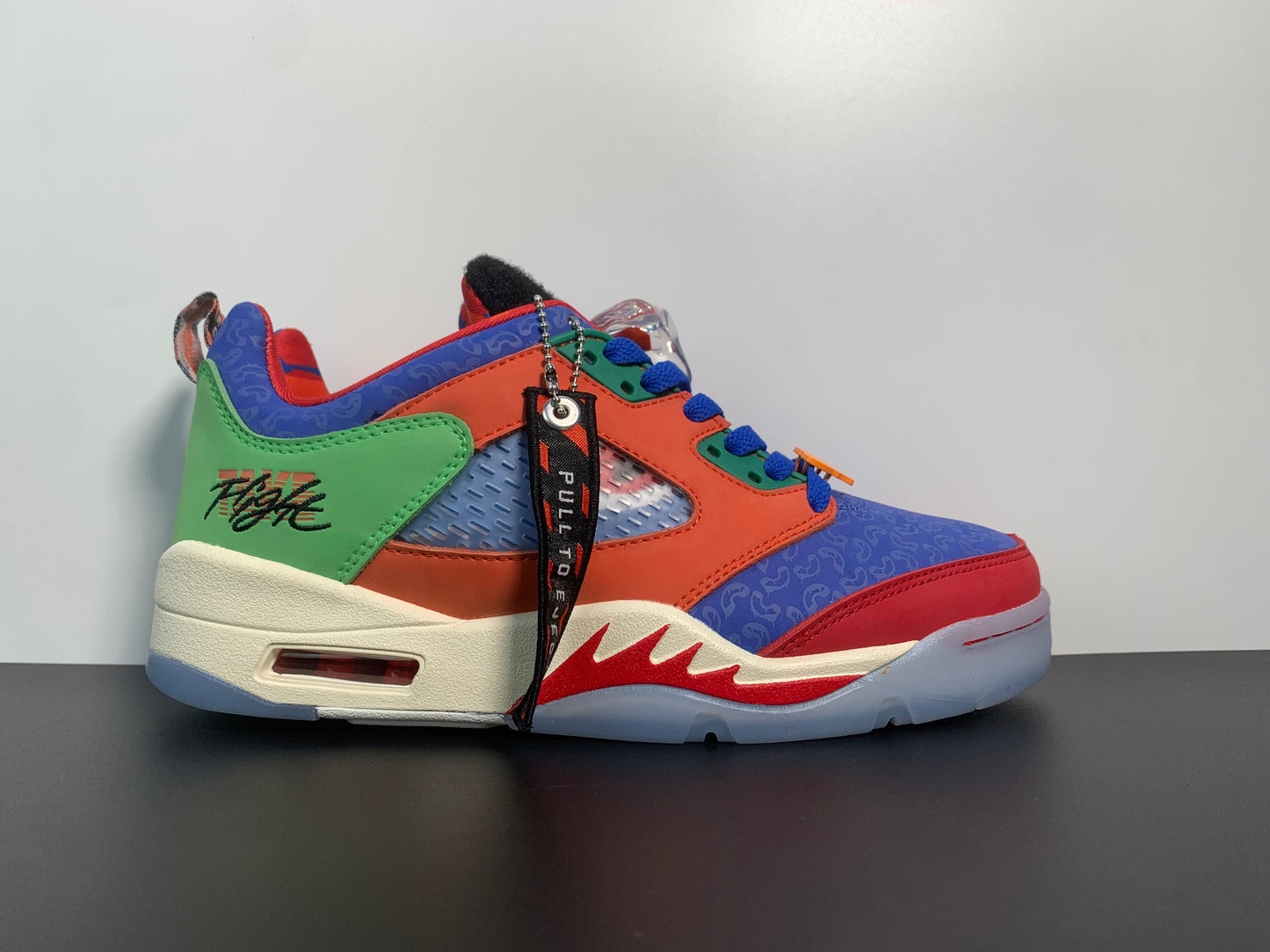 AIR JORDAN 5 LOW Doernbecher Michael  DR6287-486