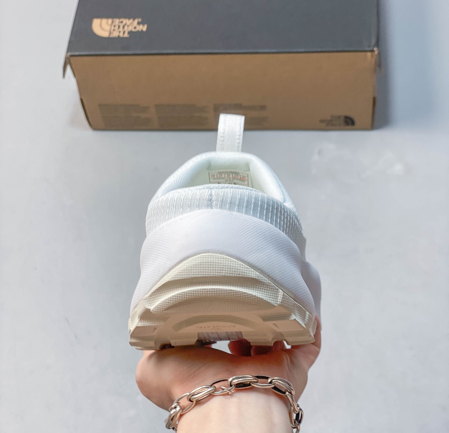 THE M THERMOBALL TRACTION MULE V  Pure White NFOABA9BKY4-055