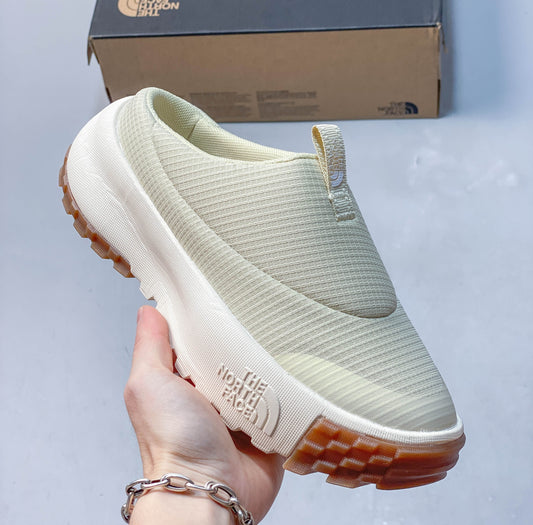 THE M THERMOBALL TRACTION MULE V  Beige NFOABA9BKY4-055