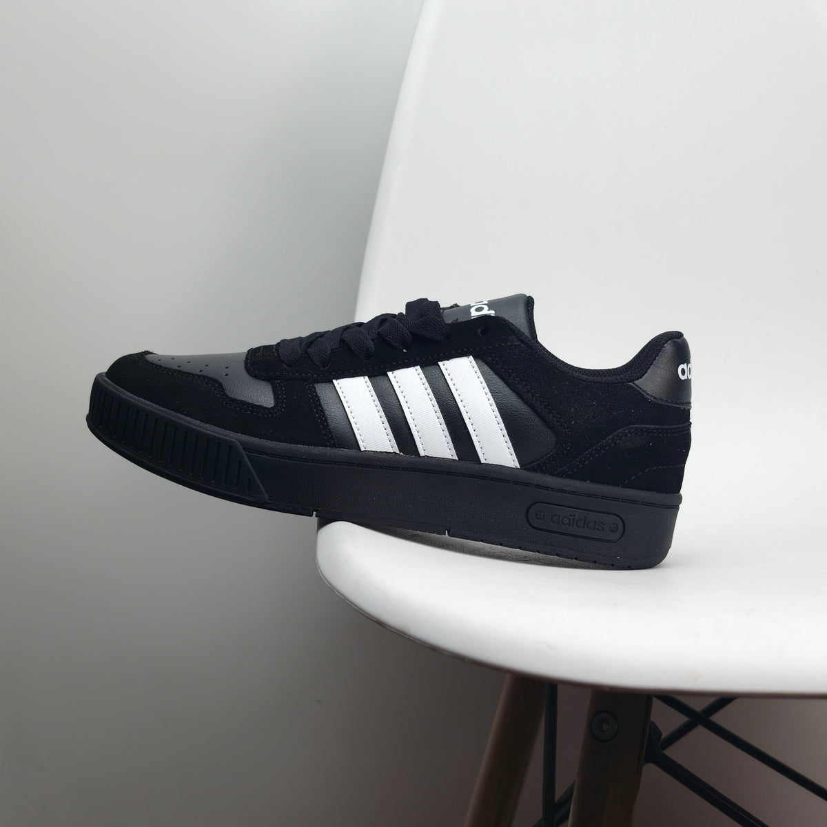 Adidas D-PAD Classic Black JR8328