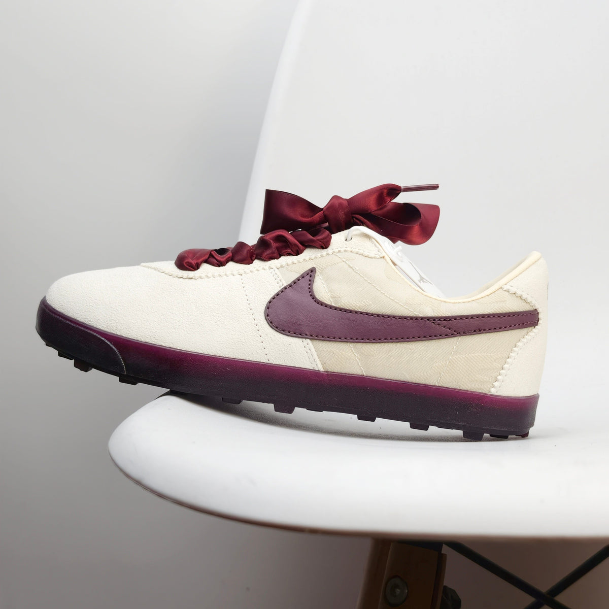Nike Astro Grabber Burgundy Crush IQ3367-299