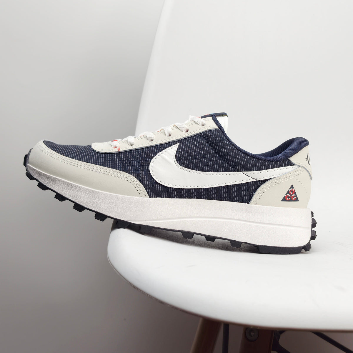 Nike ACG LDV Black-White  IF2857-700