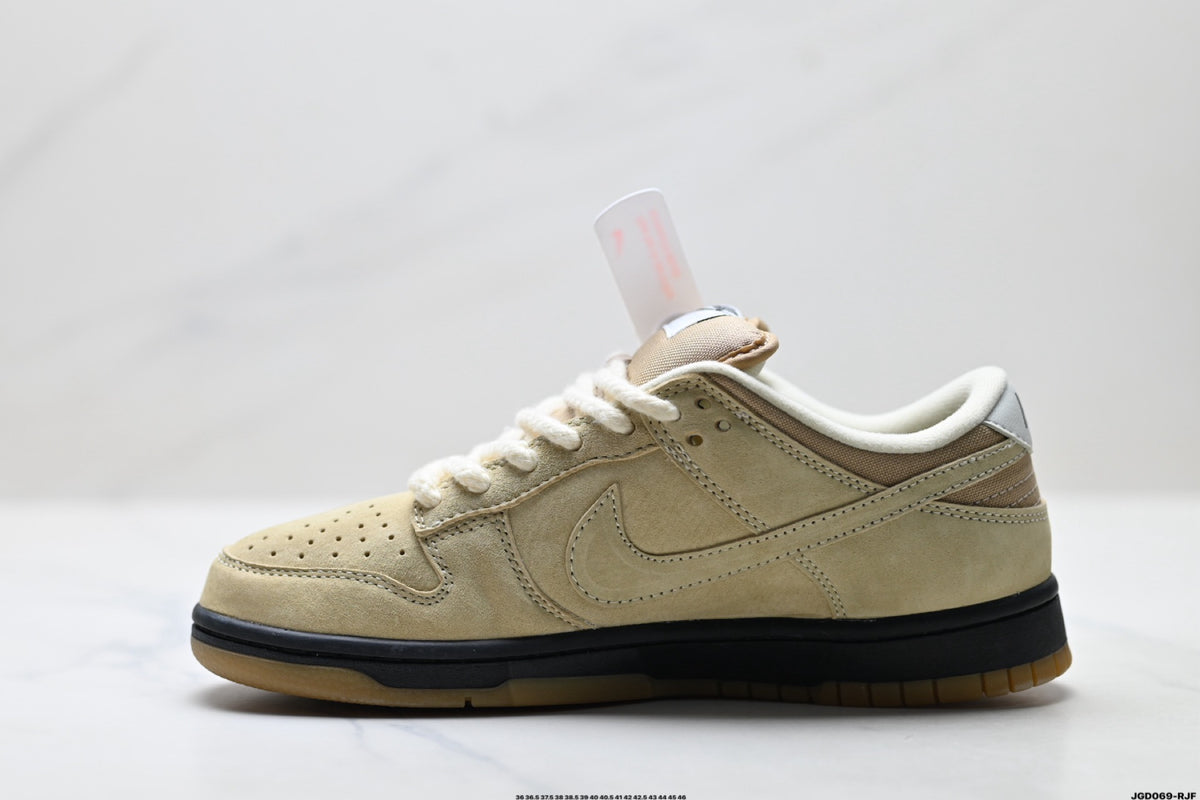 NIKE DUNK LOW Parachute Beige HJ0367-200