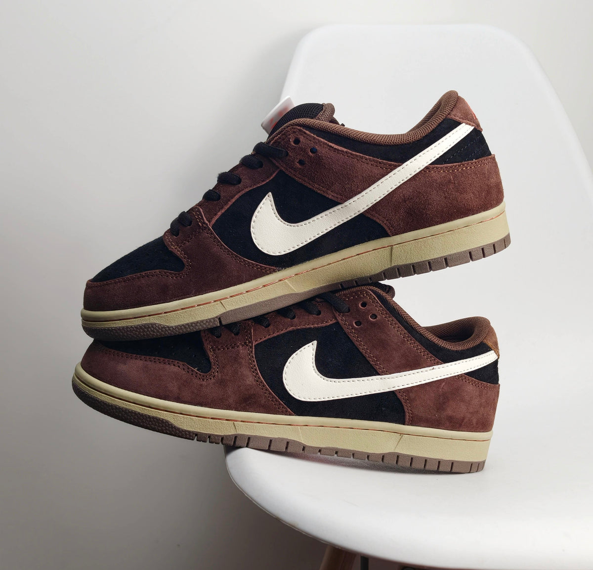 Nike SB Dunk Low "Joe Strummer"  861JWD