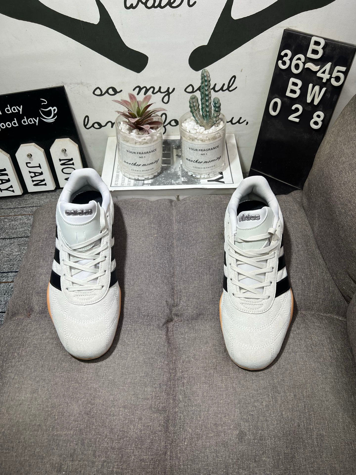 Adidas Adiracer Low White  BW028