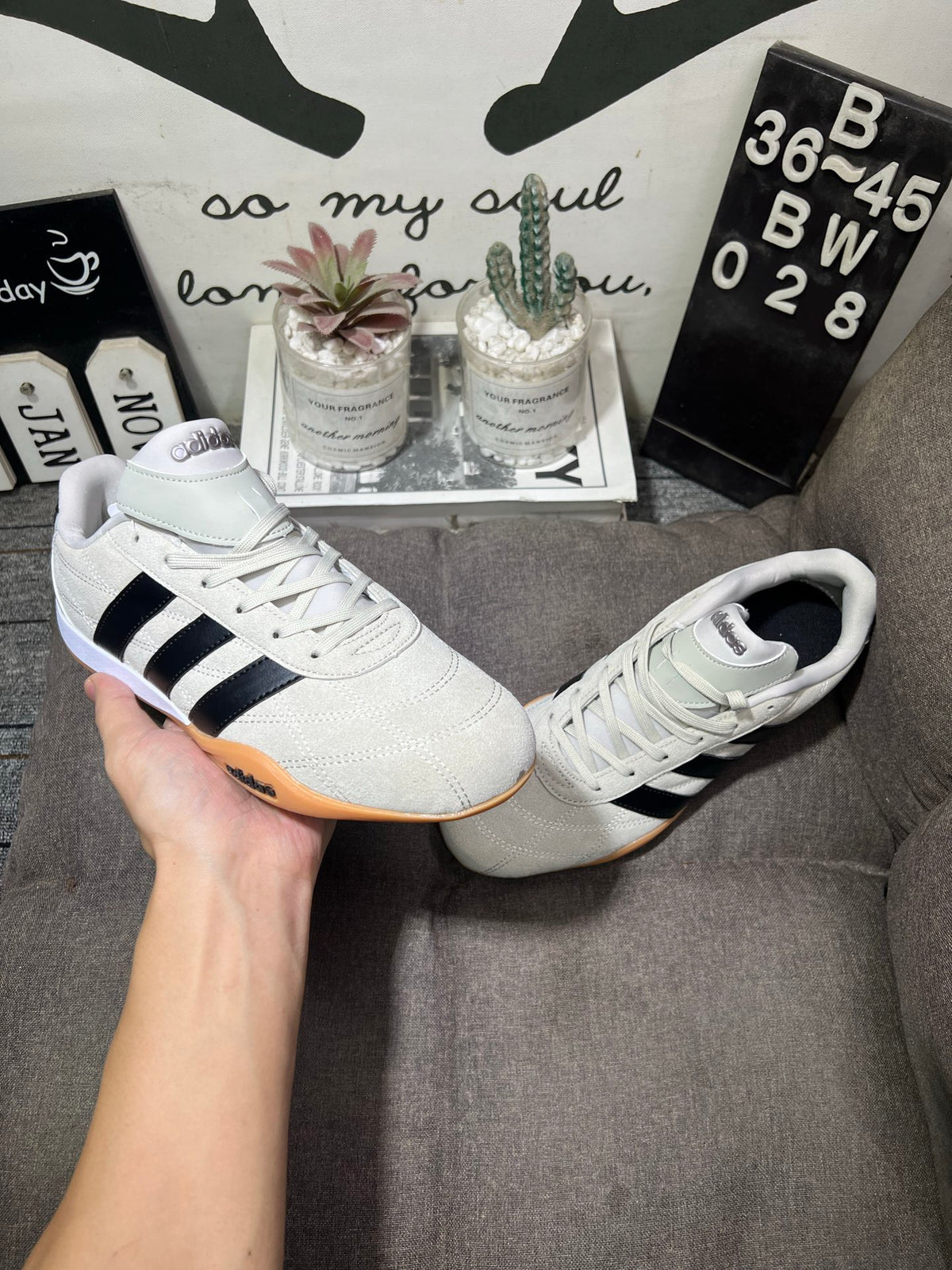 Adidas Adiracer Low White  BW028