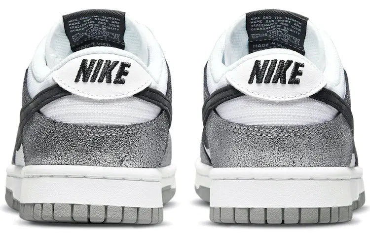 Nike Womens WMNS Dunk Low Metallic Silver DO5882-001