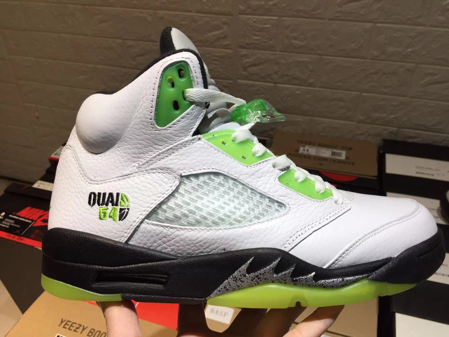 Air Jordan 5 Retro Quai 54 467827-105