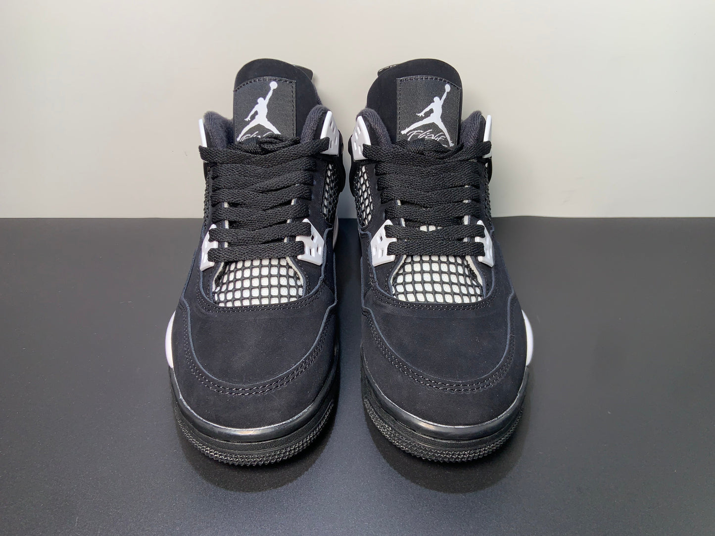 Air Jordan 4 “White Thunder” FQ8138-001