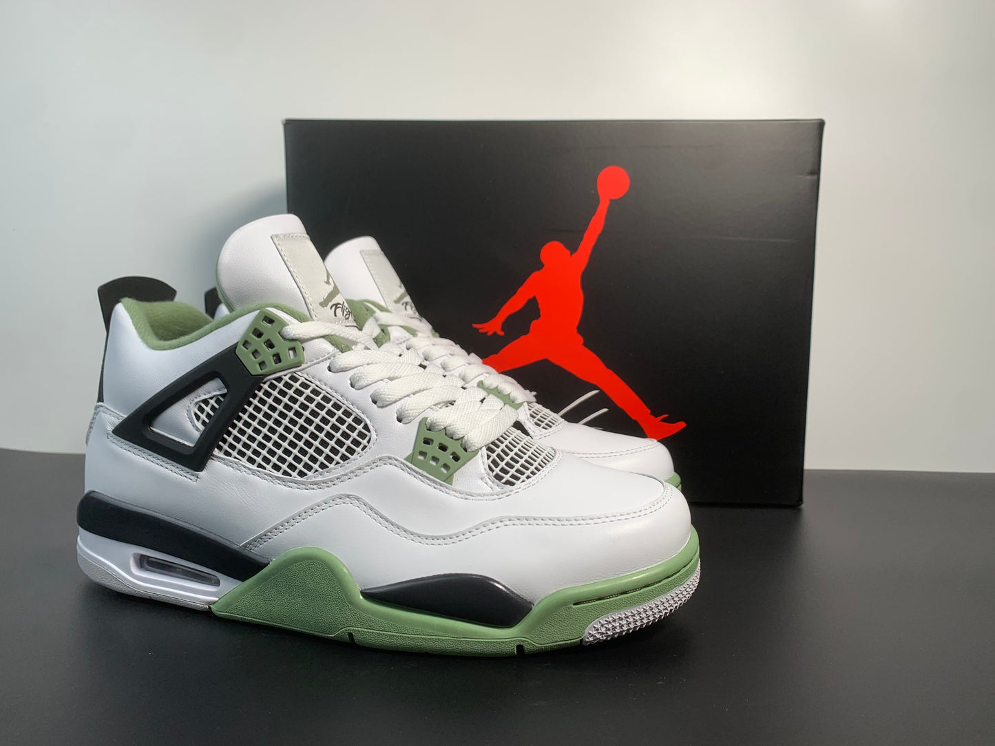 Air Jordan 4 “Oil Green” AQ9129-103