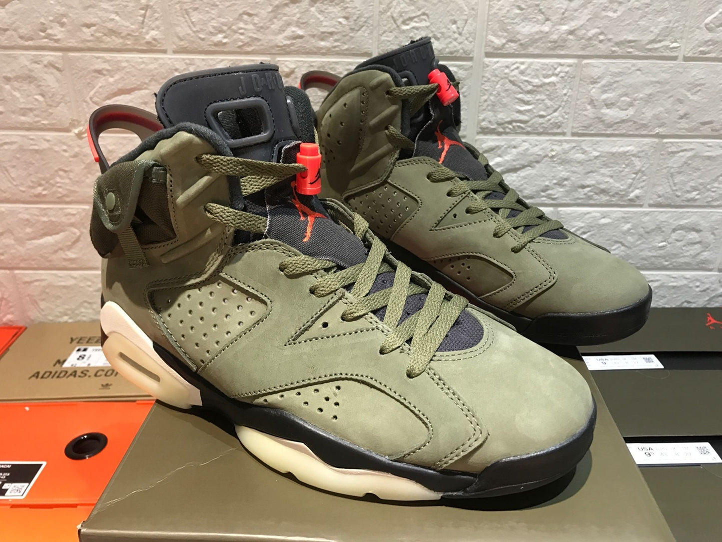 Travis Scott x Air Jordan 6 AJ6TS 3M