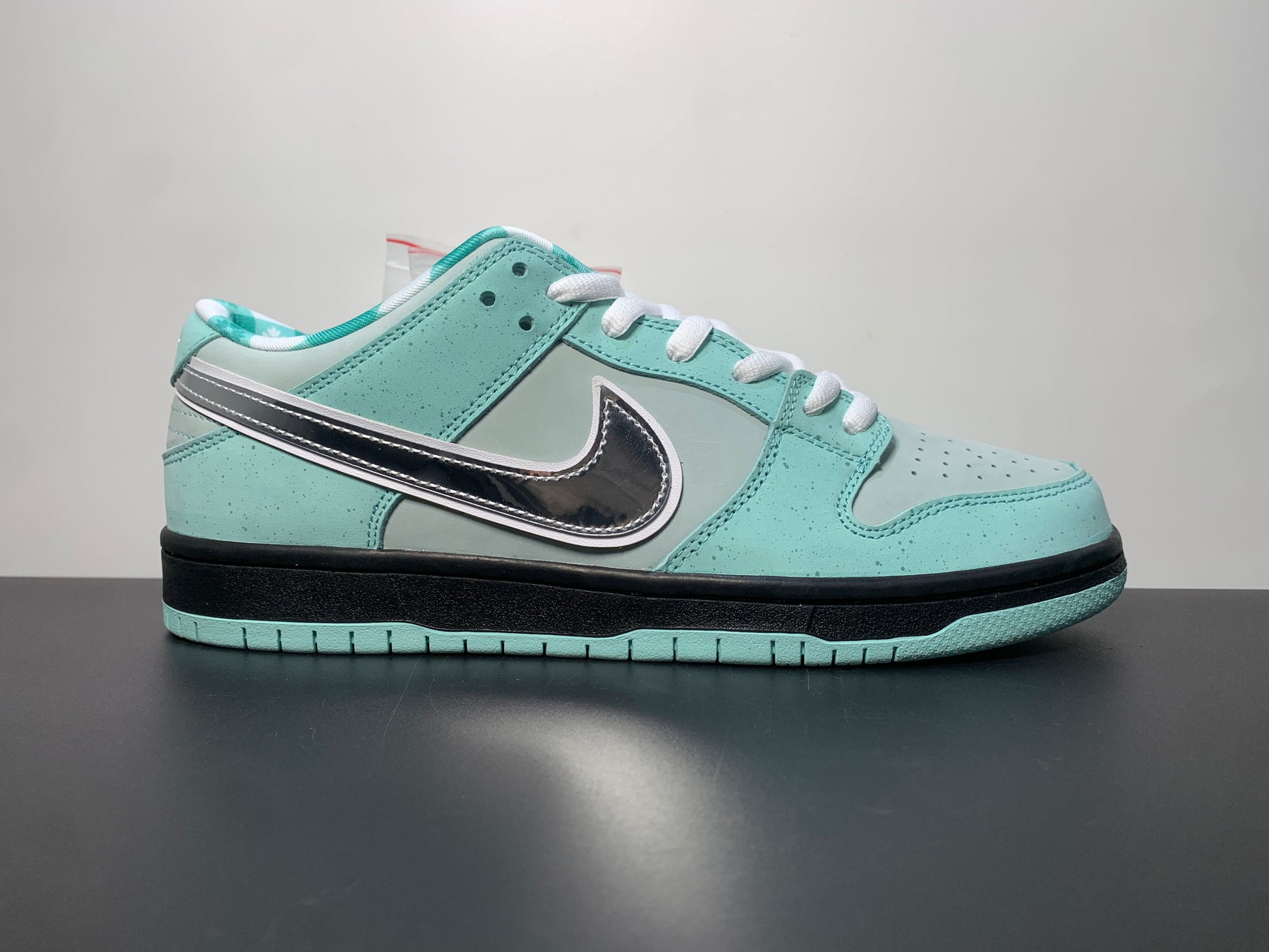 Concepts X NK SB Dunk  LOW TIFFANY LOBSTER