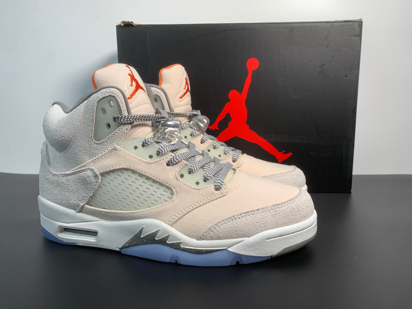 Air Jordan 5 SE Craft Light Orewood Brown FD9222-180