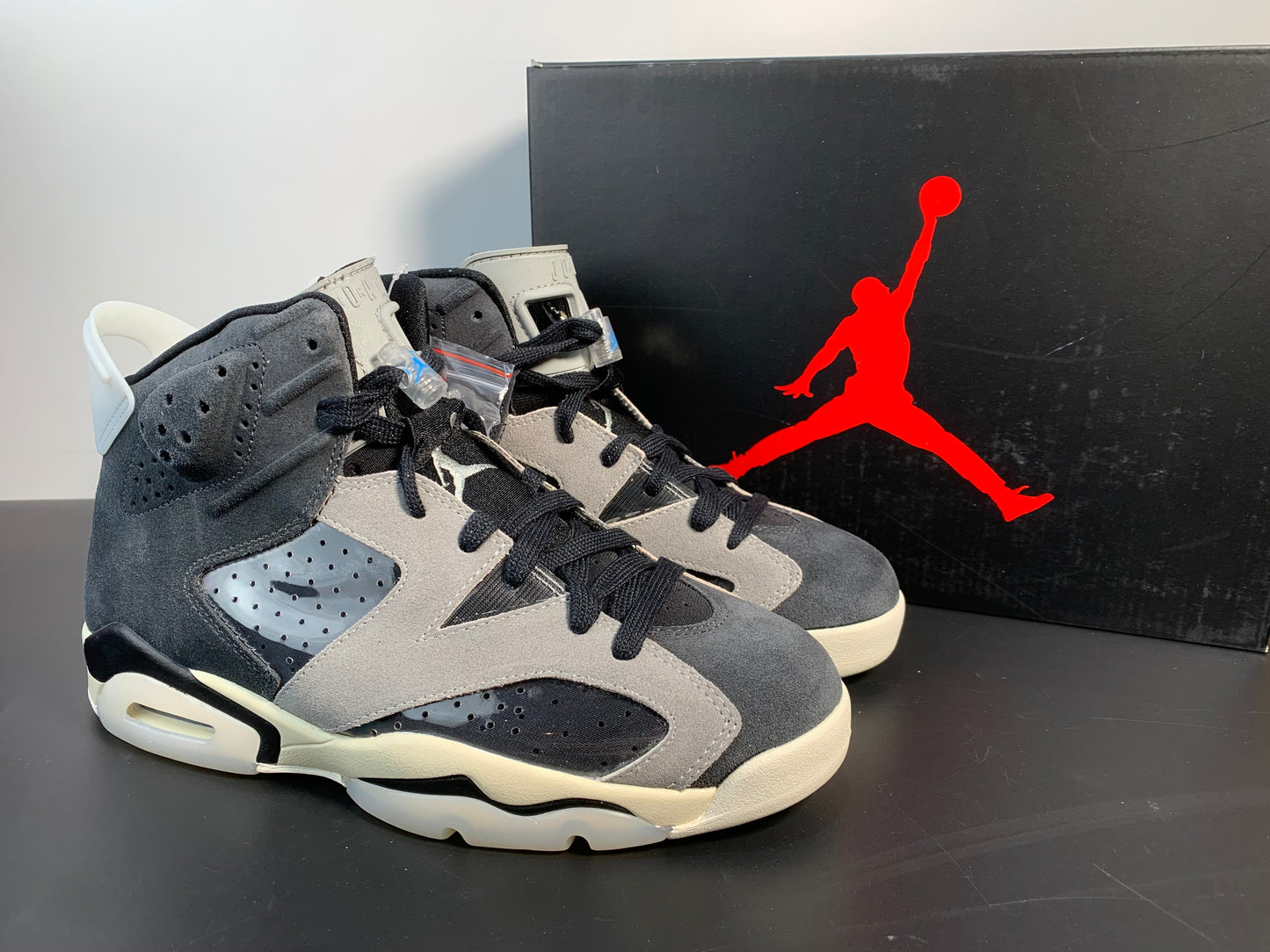 Air Jordan 6 Retro Tech Chrome CK6635-001