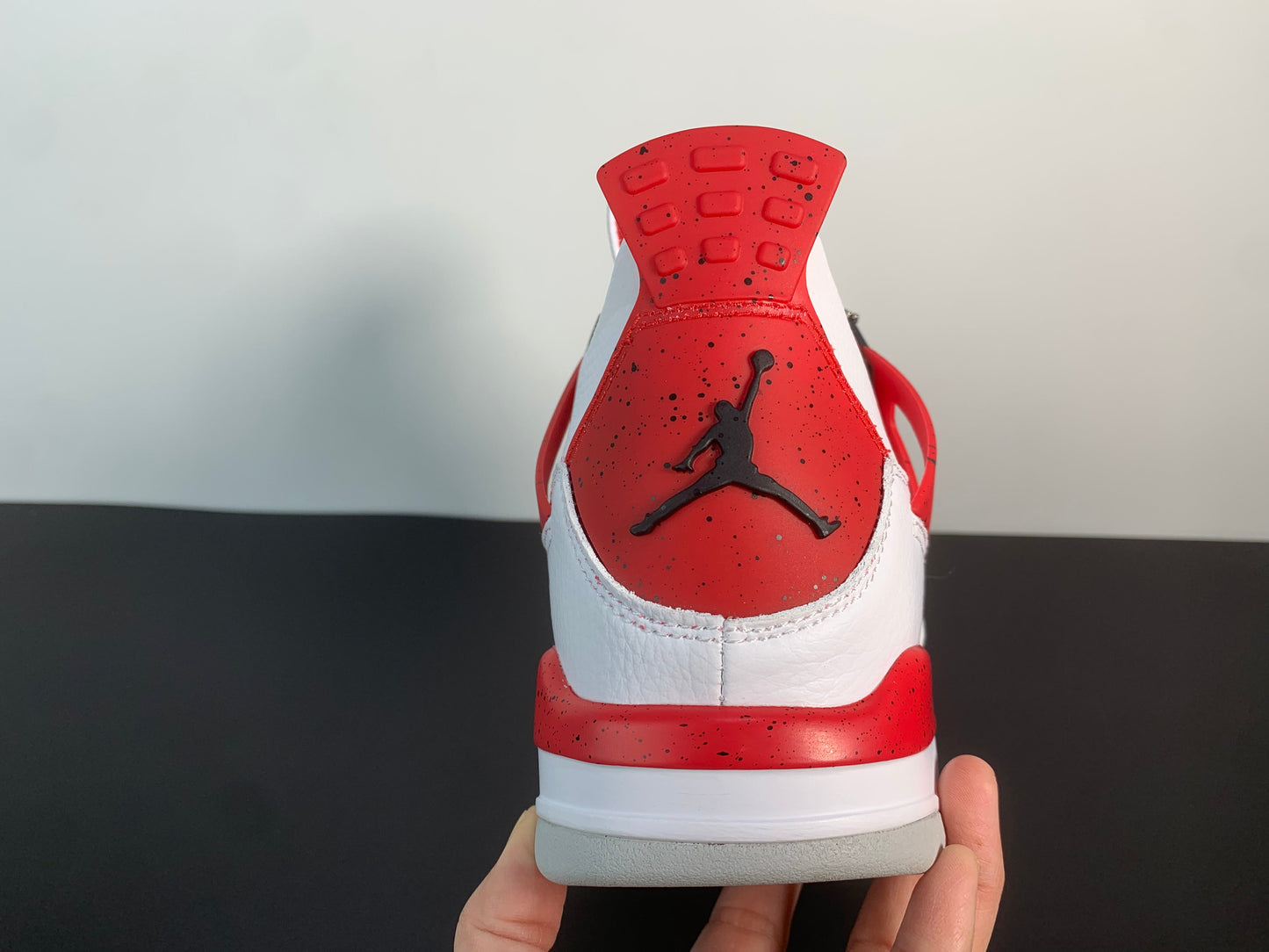 Air Jordan 4 RETRO Red Cement DH6927-161