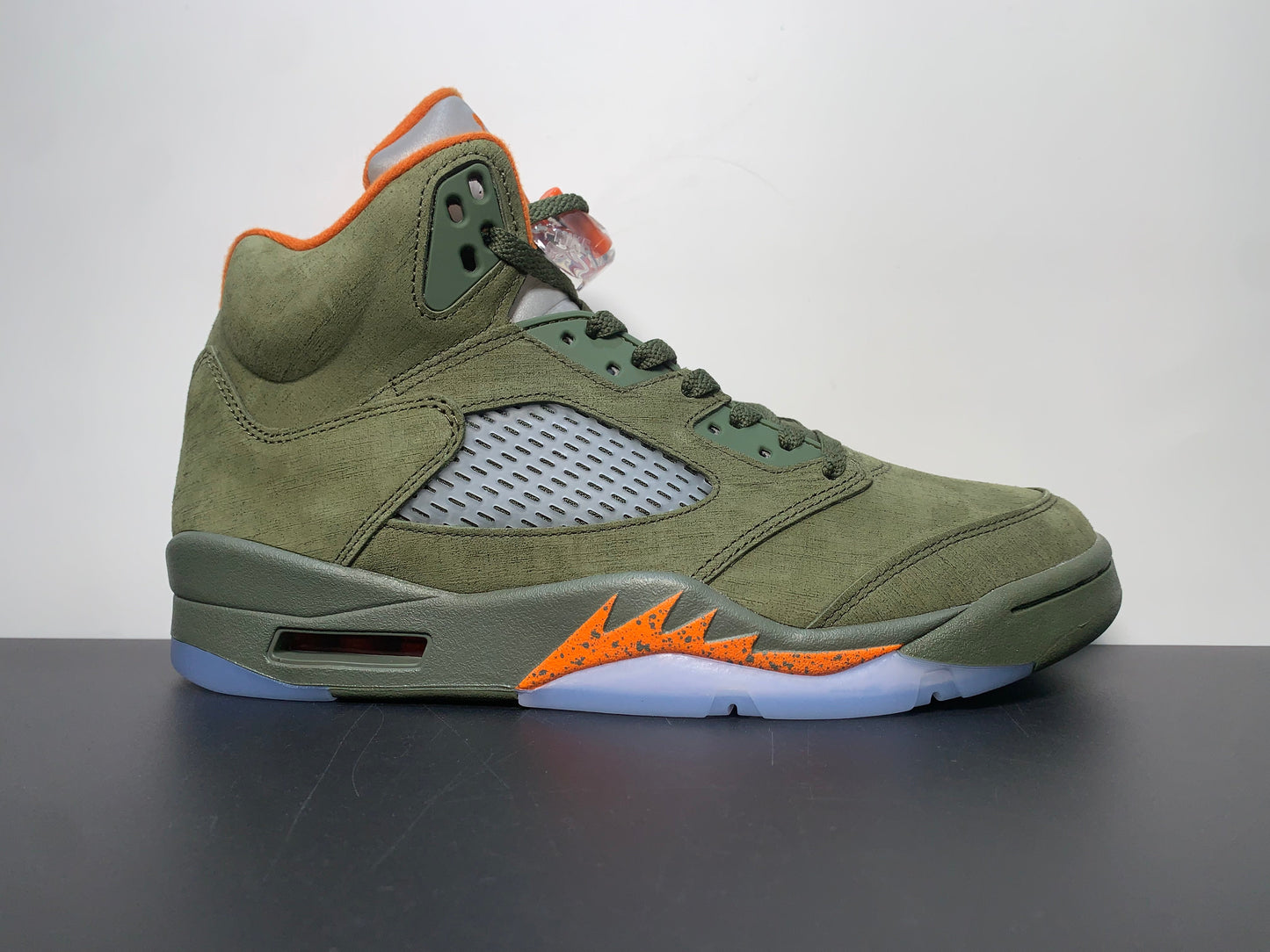 Nike Air Jordan 5 Retro Olive Solar Orange DD0587-308