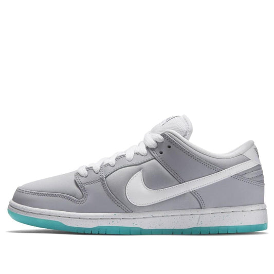 Nike SB Skateboard Dunk Low 'Marty McFly' Wolf Grey/White-Light Retro 313170-022
