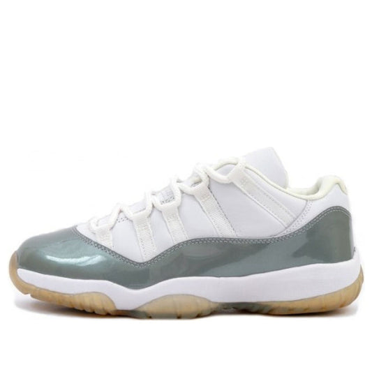 Womens WMNS Air Jordan 11 Retro Low 'Metallic' 2001 White/Metallic Silver 833001-102