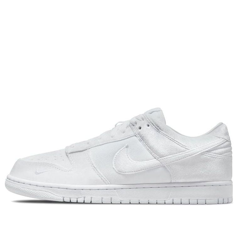 Nike Dover Street Market x Dunk Low Velvet DH2686-100