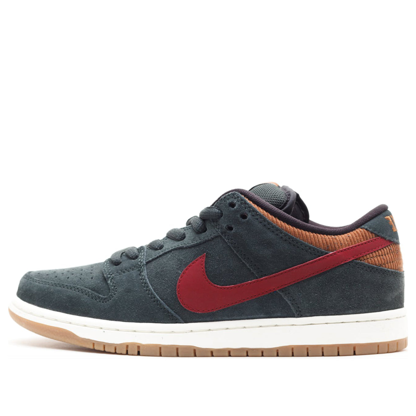 Nike Dunk Low Pro SB Skateboard 'Spruce' Spruce/Team Red-Ale Brown 304292-362 sneakmarks