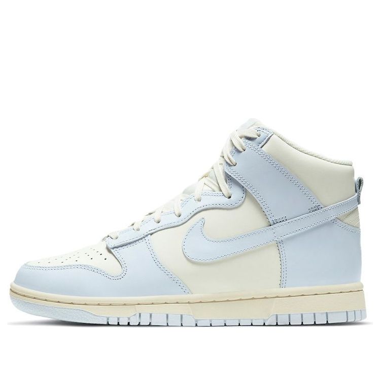 Nike Womens WMNS Dunk High Football Grey DD1869-102